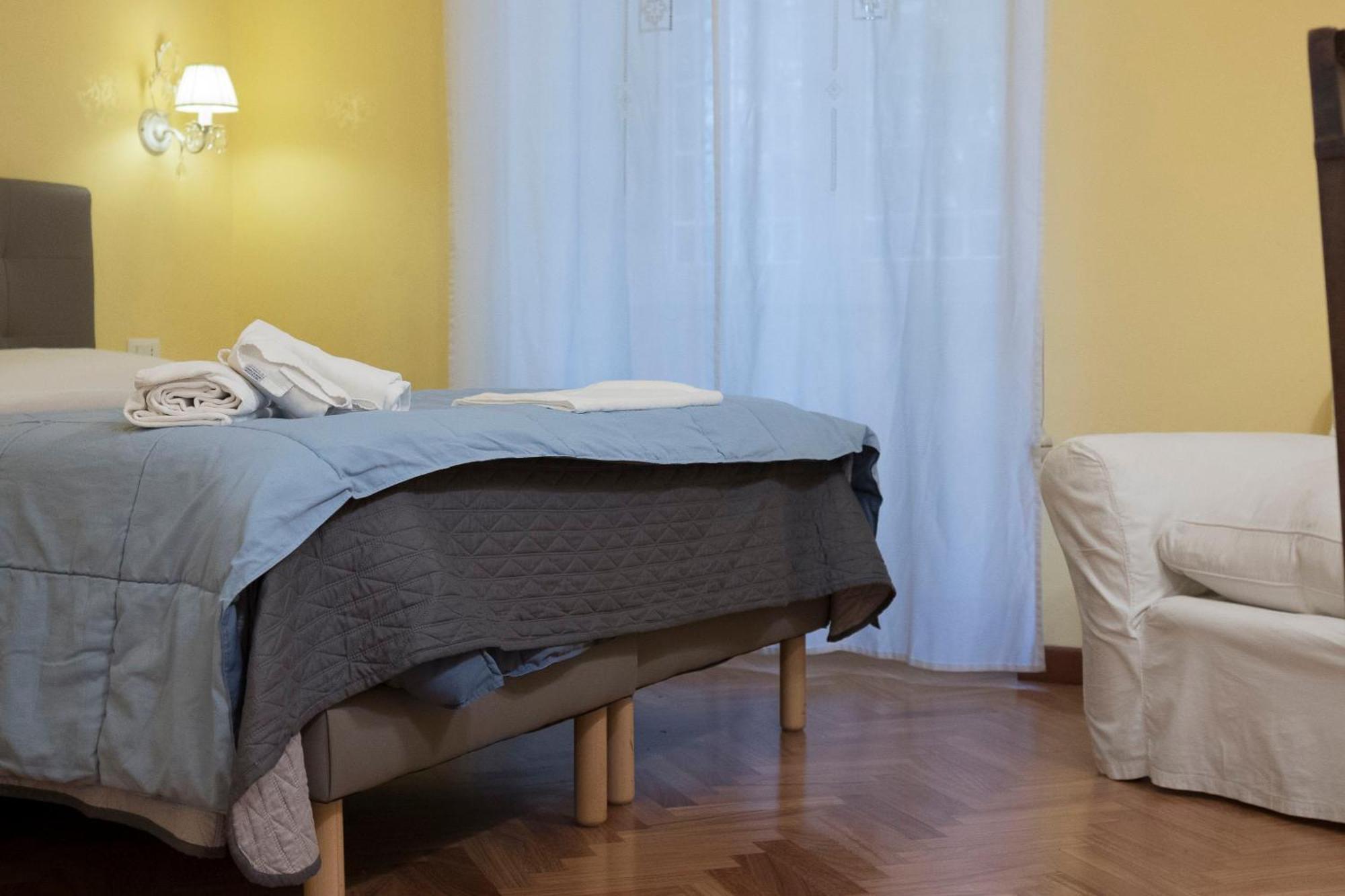 La Breccia A Porta Pia Bed & Breakfast Roma Exterior foto