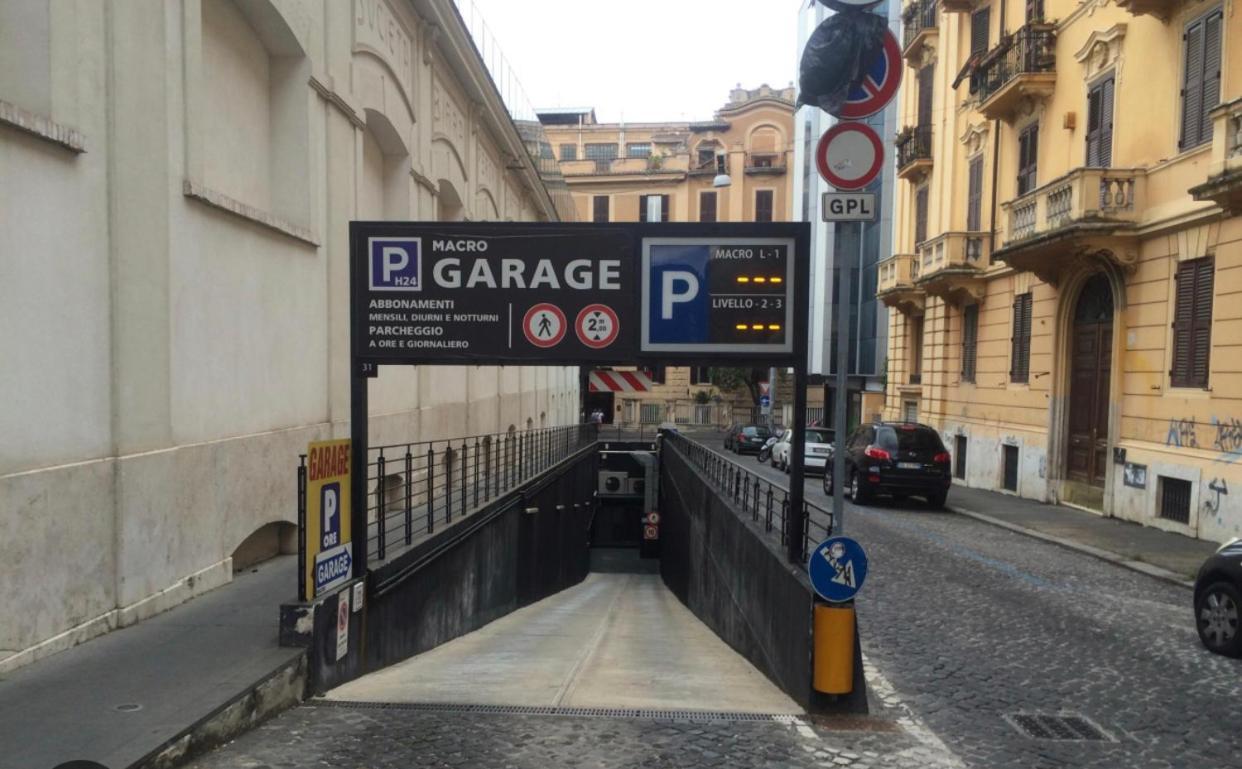 La Breccia A Porta Pia Bed & Breakfast Roma Exterior foto