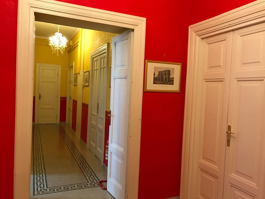 La Breccia A Porta Pia Bed & Breakfast Roma Exterior foto